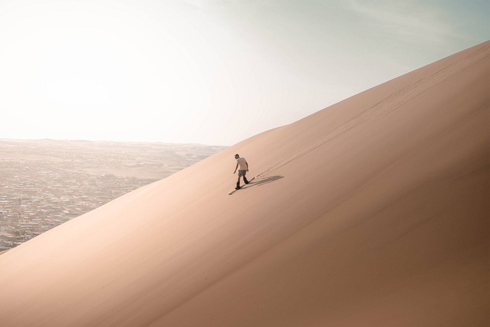 PAQUETE TURISTICO 12 DÍAS 11 NOCHES: LIMA PARACAS HUACACHINA CUSCO PUNO MACHUPICCHU EN CARRO