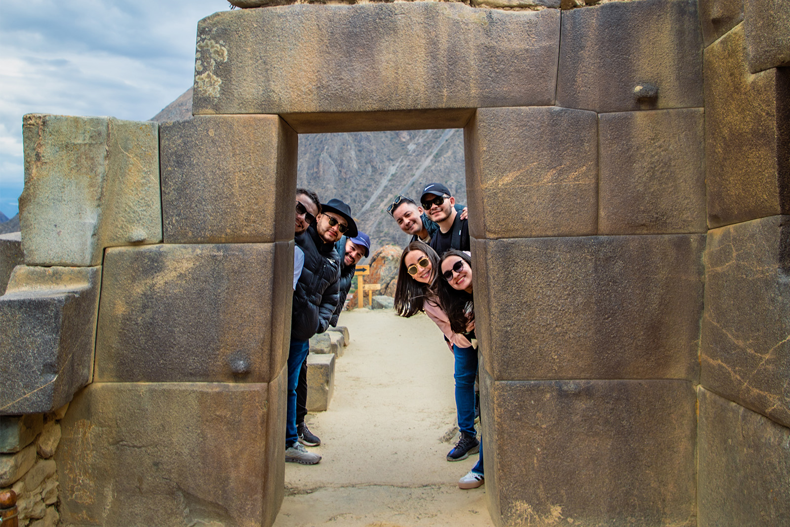 SACRED VALLEY OF THE INCAS