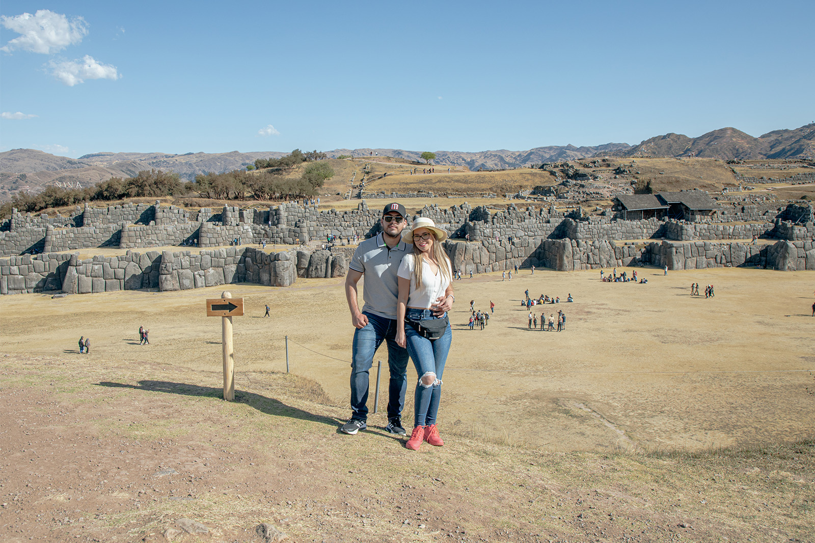 BIENVENIDA Y CITY TOUR EN CUSCO